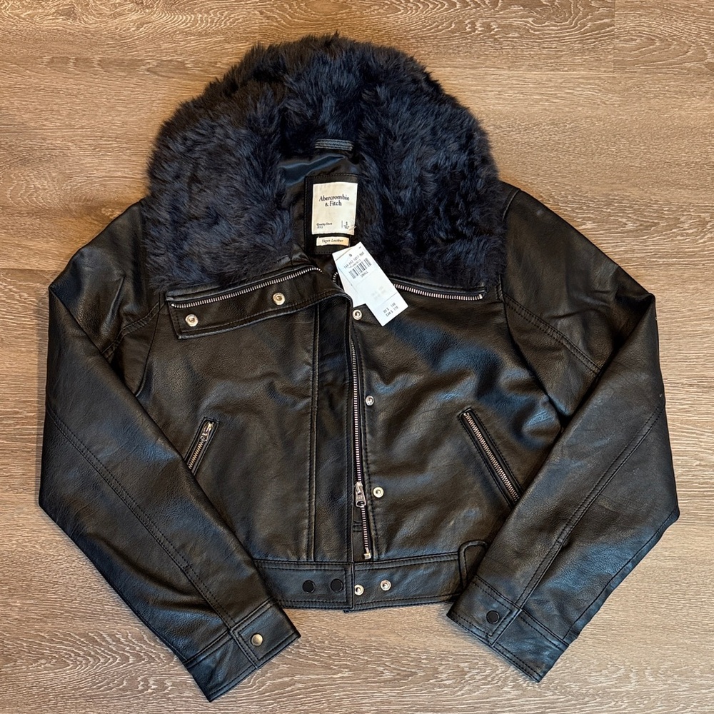 Abercrombie & Fitch Black Leather Jacket with Plush Fur Collar